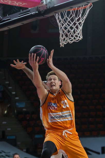 棋士们通过 棋士们通过