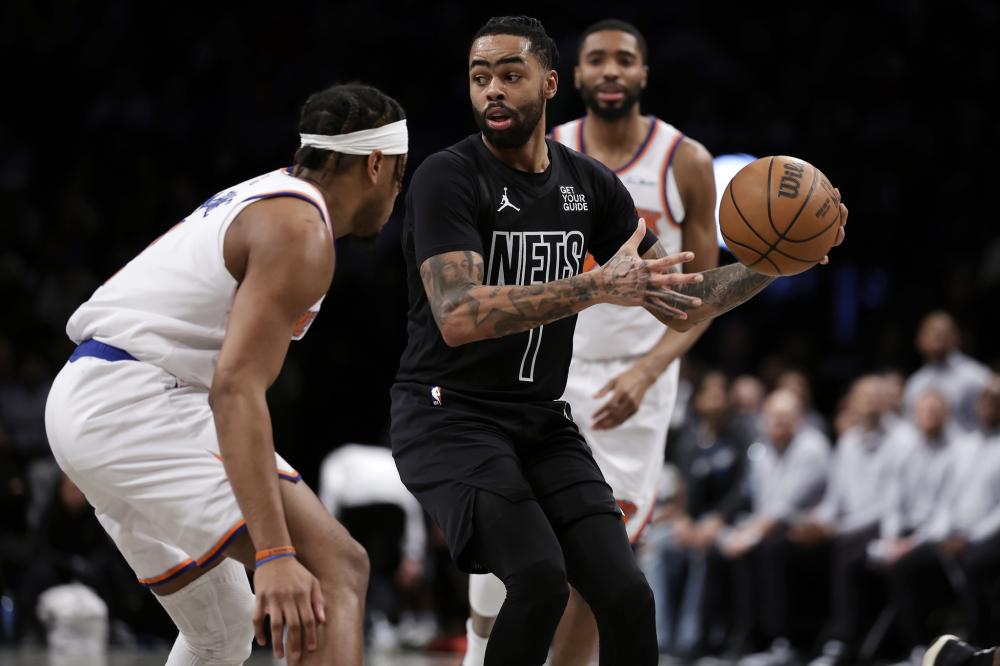 队在关键位 队在关键位